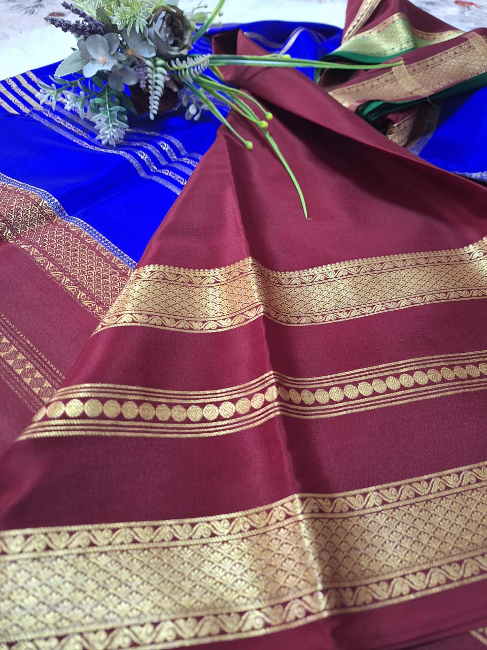 Pure Mysore Crepe Silk - Royal blue & Maroon 2D Designer pattern