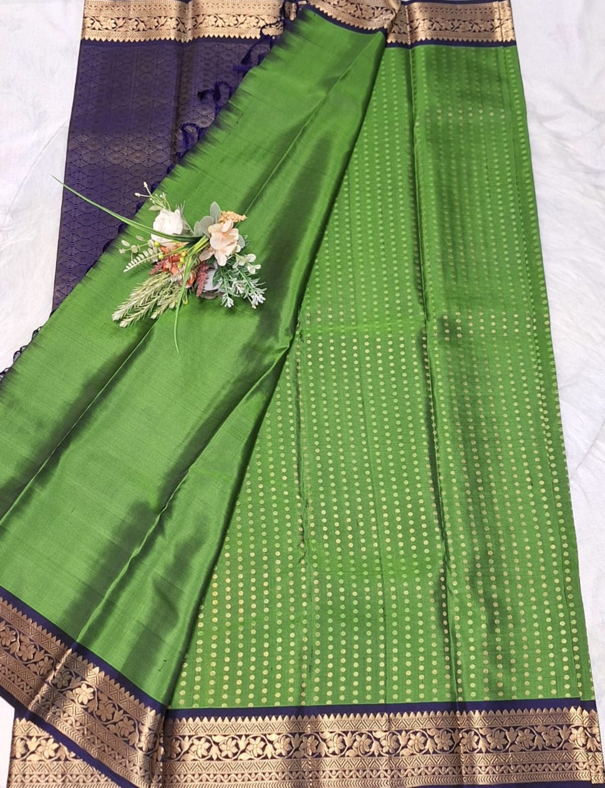 Pure Handloom Soft Silk - Lawn Green-Navy Blue 1000 boota with Kanchi border