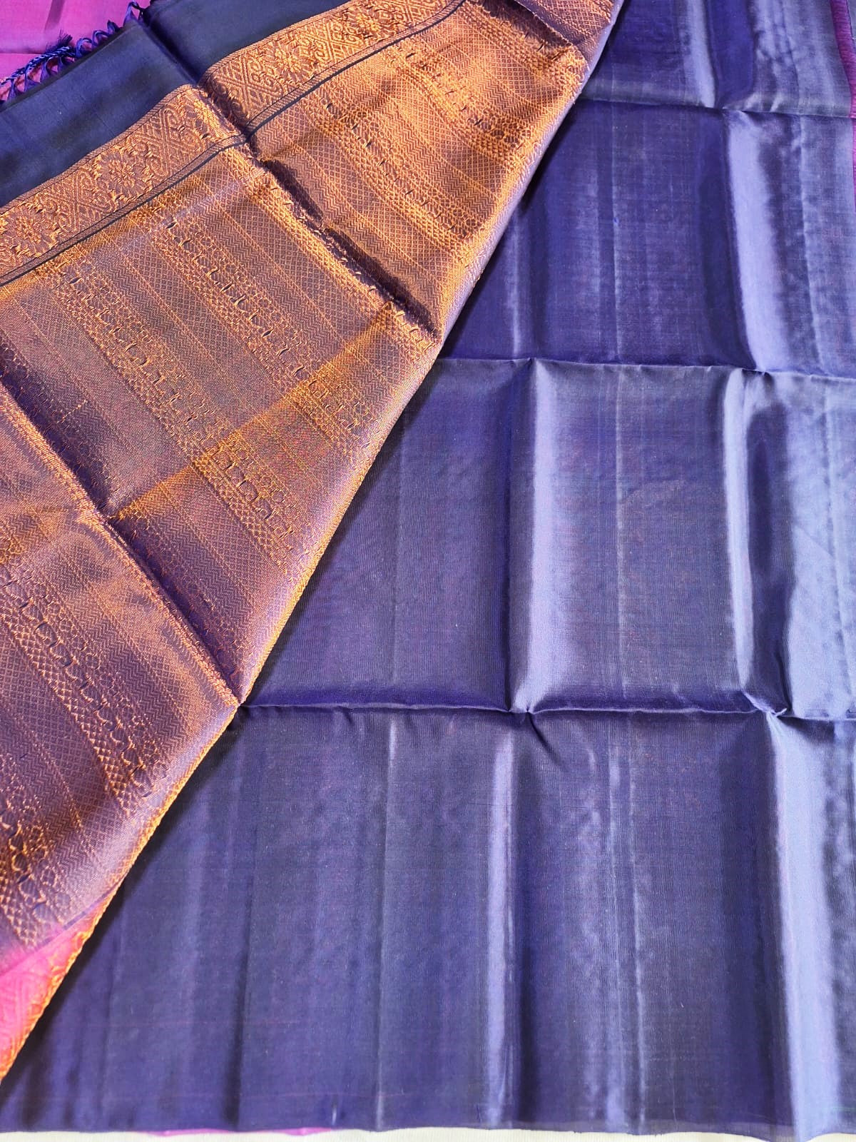 Pure Handloom Soft Silk - Violet & Navy Blue Chinese Fan Design