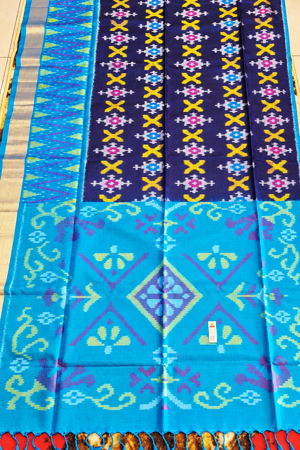 Pure Handloom Soft Silk-Navy-Blue Pochampally Ikat