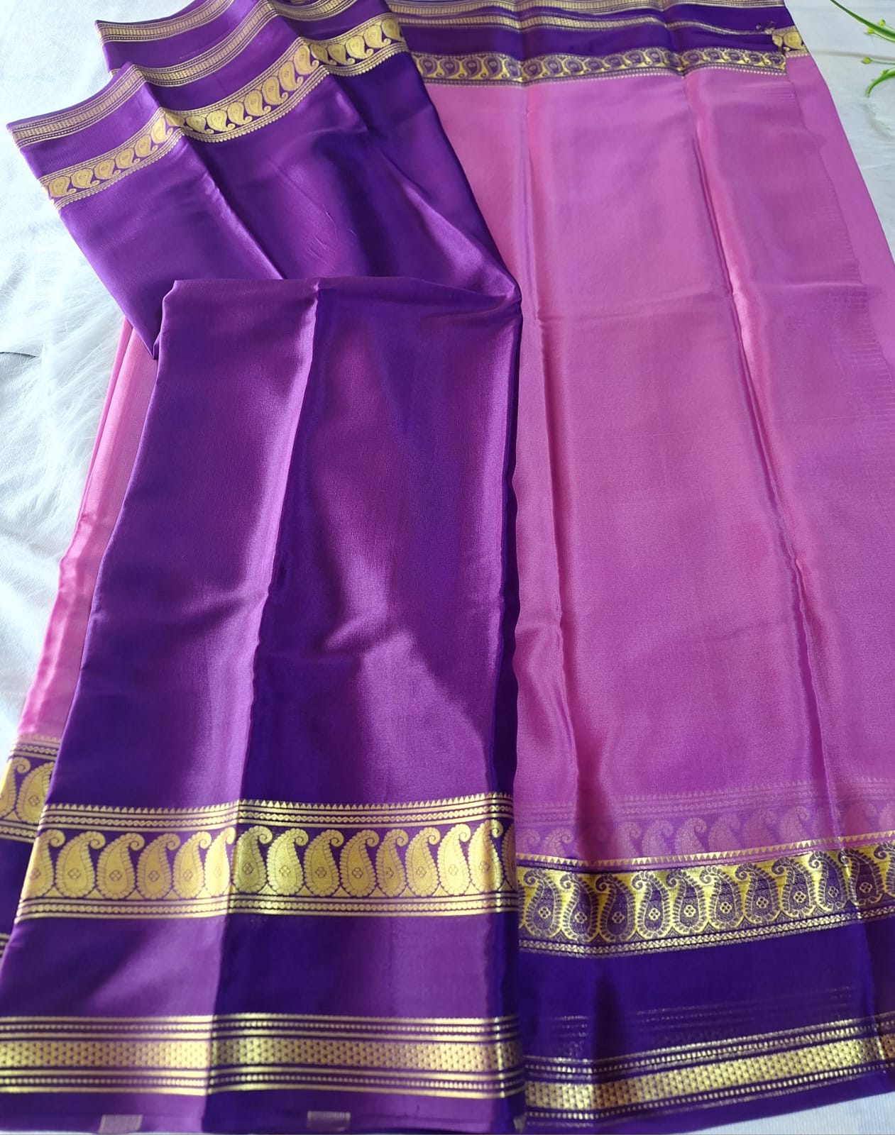 Pure Mysore Crepe Silk - Mauve & Purple accented Kairi Motifs Border