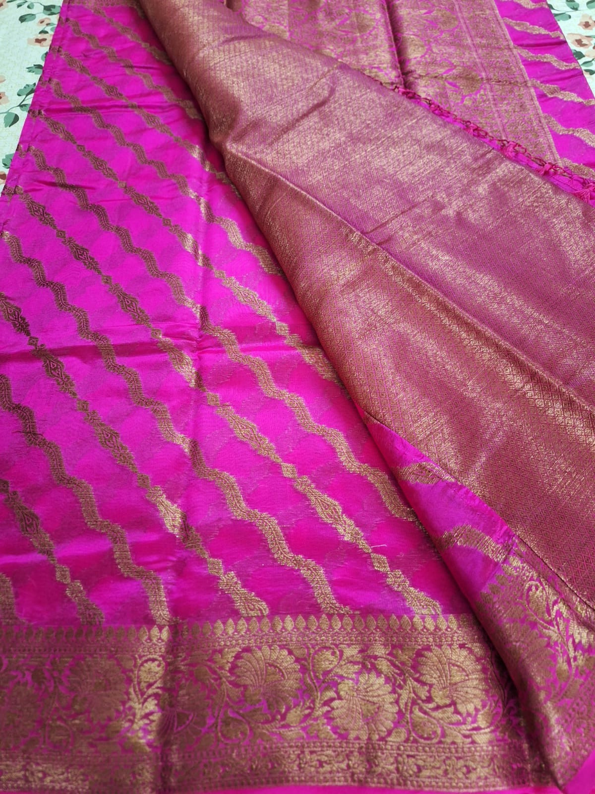 Pure Handloom Banarasi Silk - Rani Pink Gold Antique Zari