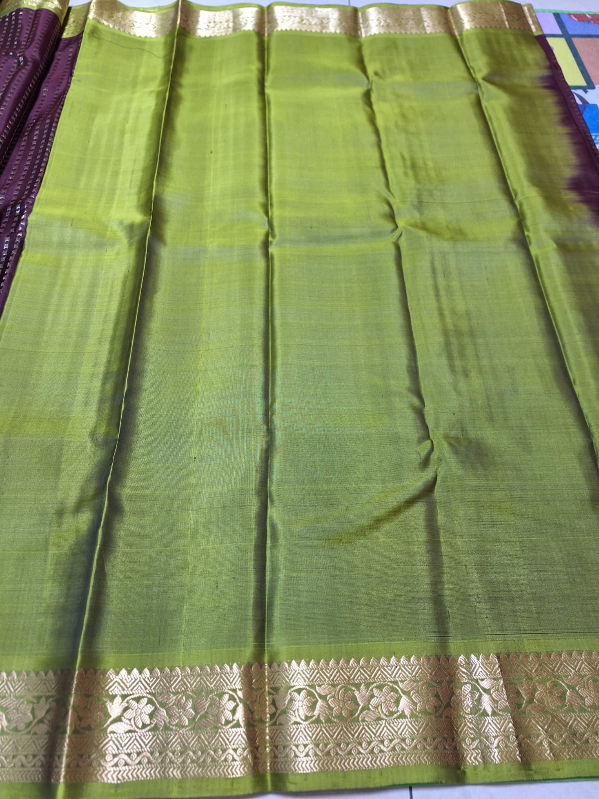 Pure Handloom Soft Silk - Maroon-Green 1000 boota with Kanchi border
