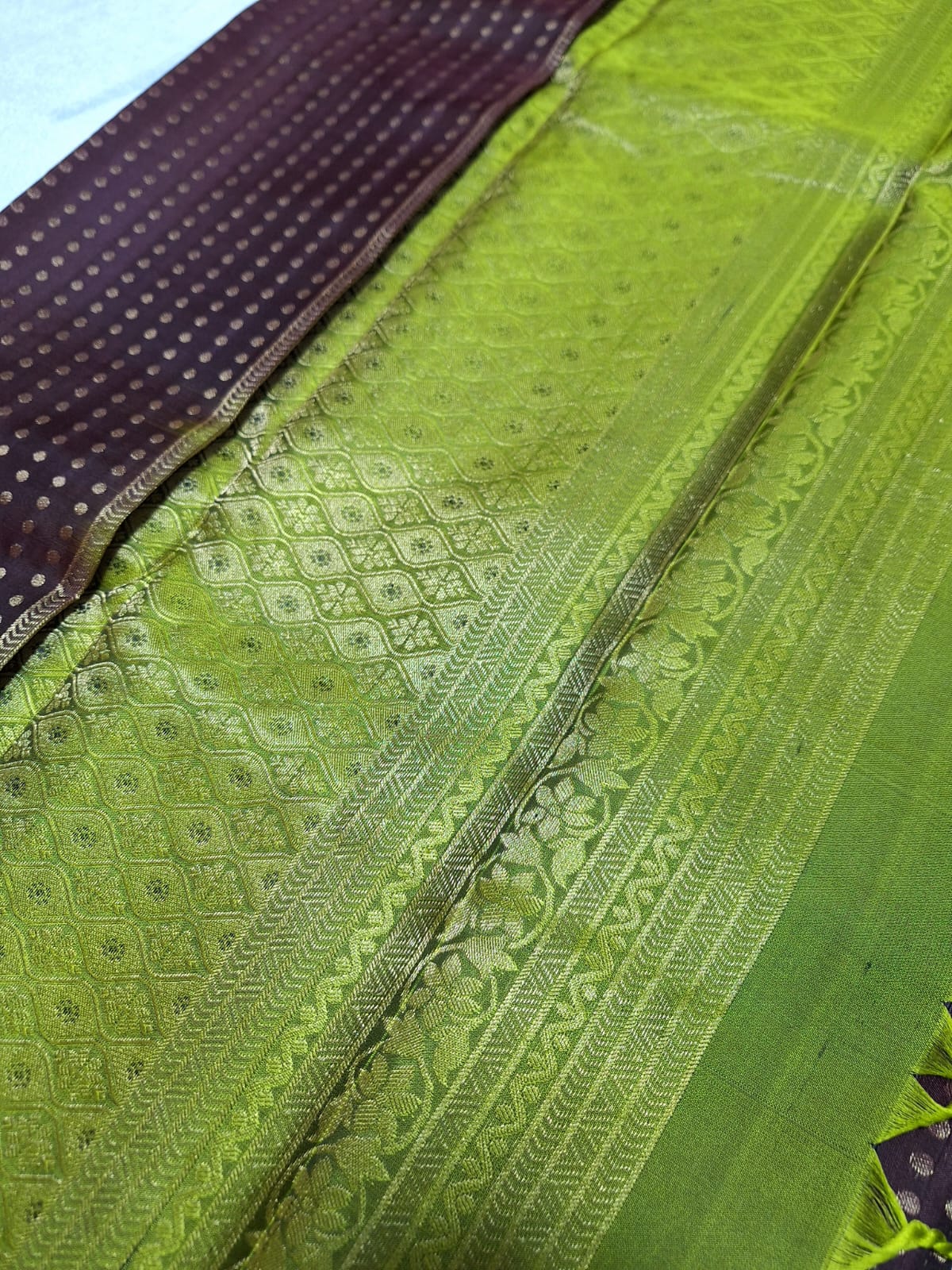 Pure Handloom Soft Silk - Maroon-Green 1000 boota with Kanchi border