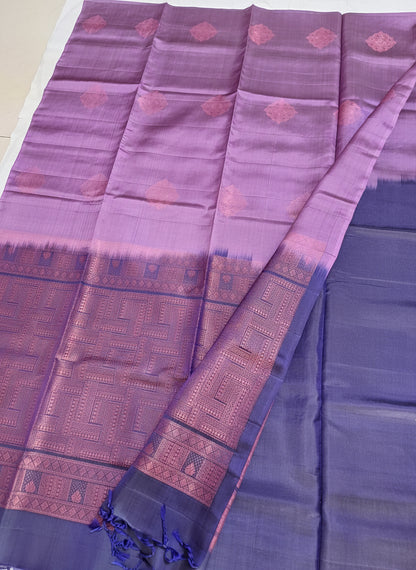 Pure Handloom Soft Silk - Pastel Mauve-Navy Borderless pattern