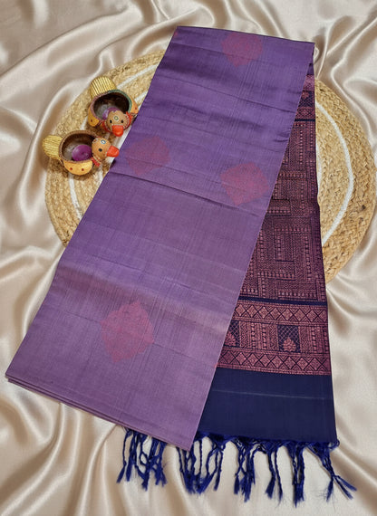 Pure Handloom Soft Silk - Pastel Mauve-Navy Borderless pattern