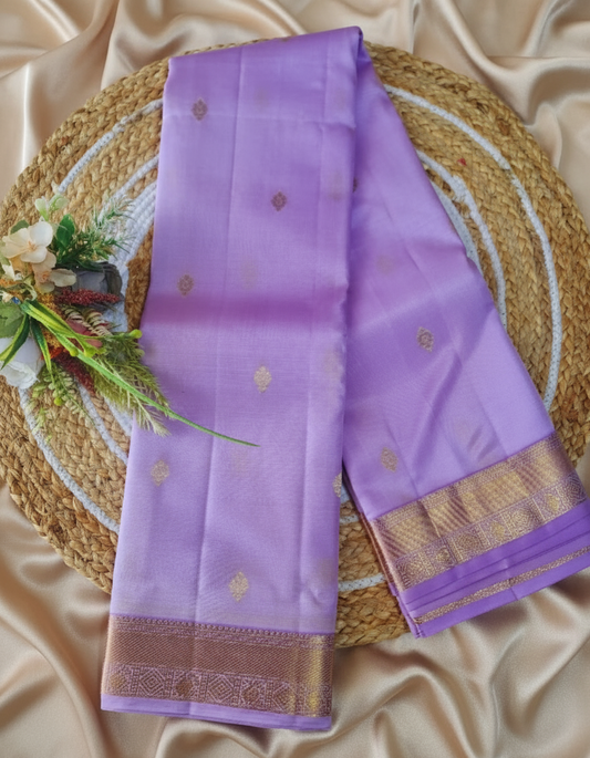 Pure Handloom Kanjeevaram Silk - Lavendar and Golden floral Motifs