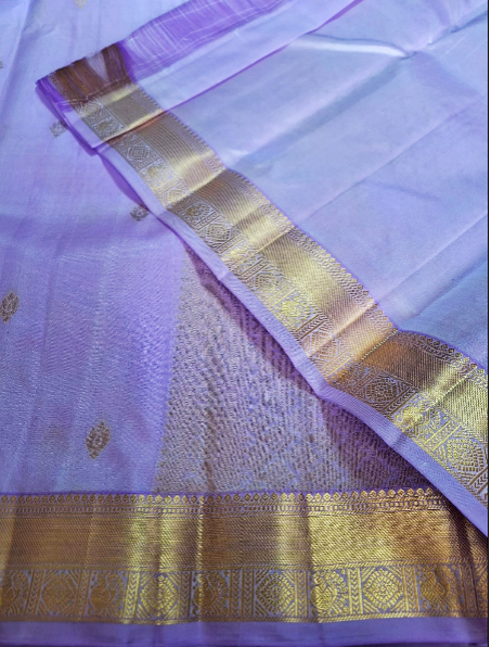 Pure Handloom Kanjeevaram Silk - Lavendar and Golden floral Motifs