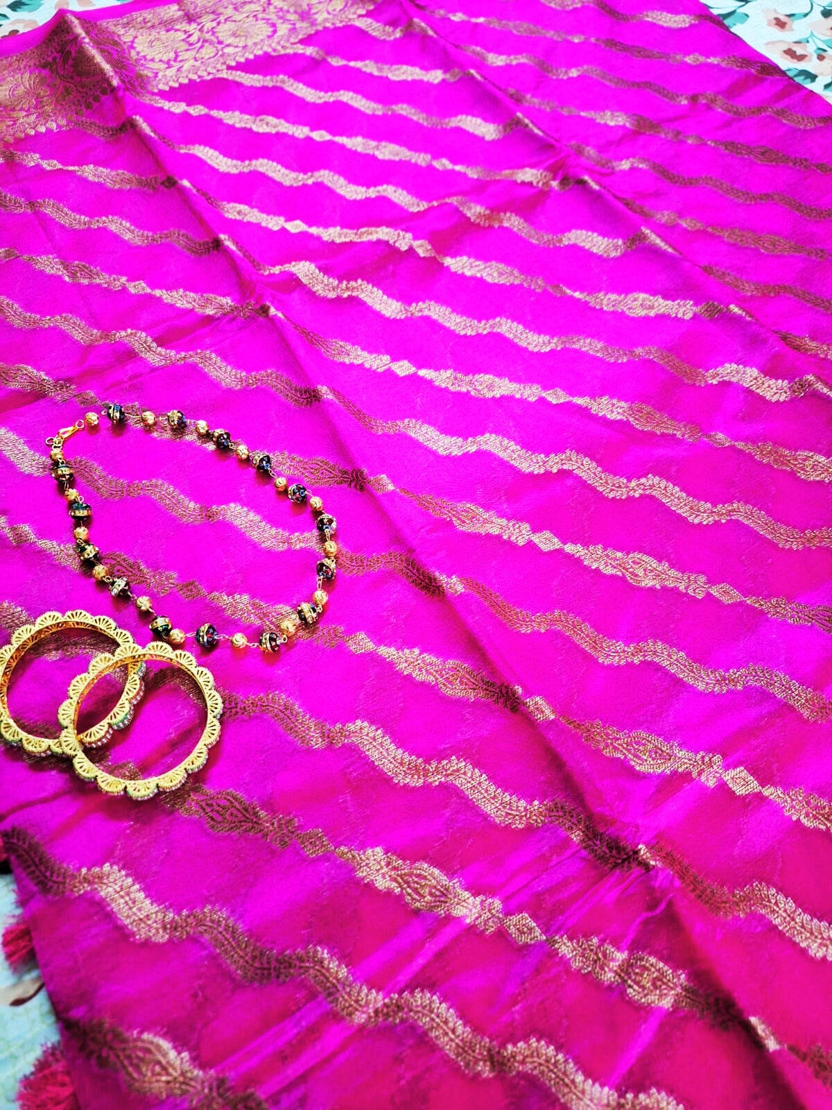 Pure Handloom Banarasi Silk - Rani Pink Gold Antique Zari